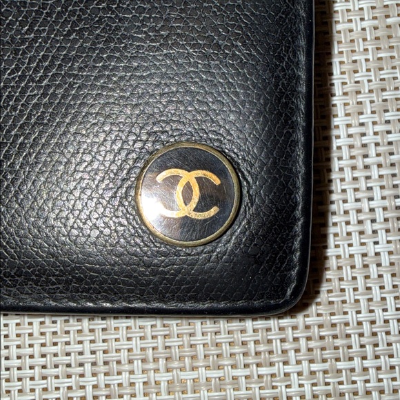 CHANEL Black Leather Bifold Wallet Authentic 2004 Collection EUC Box,Bag - Picture 4 of 17